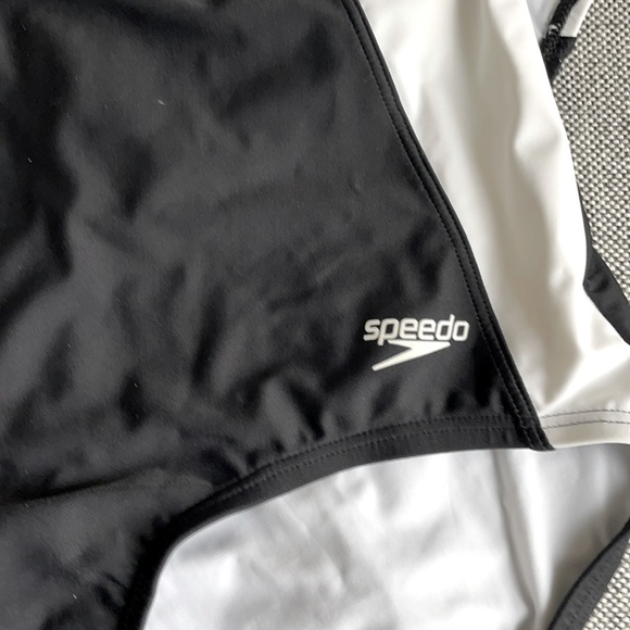 Speedo Women’s Swimsuit Powerflex - Picture 4 of 5